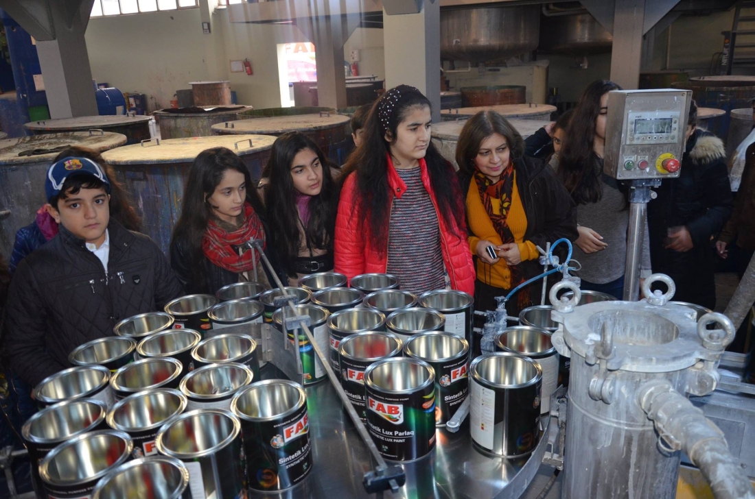 Nərimanov r-nu 193 saylı məktəb şagirdləri üçün zavod gəzintisi və tanıtım 