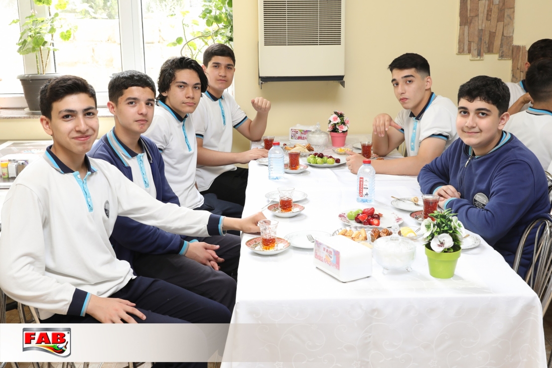 Akademik Zərifə Əliyeva adına liseyin şagirdləri FAB Boyada