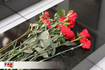 FAB Şirkətlər Qrupunun rəhbər heyəti və bir qrup əməkdaşı Şəhidlər xiyabanını ziyarət edib