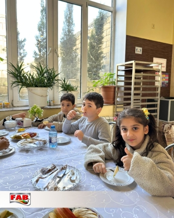 297 №li tam orta məktəbin şagirdləri FAB Şirkətlər Qrupunda